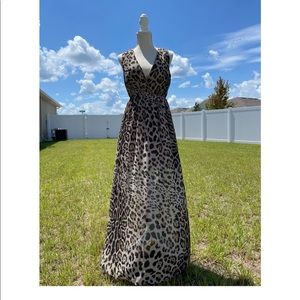 Cheetah maxi dress 👗